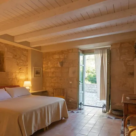 Villa Casale Palombieri By Domusicily *